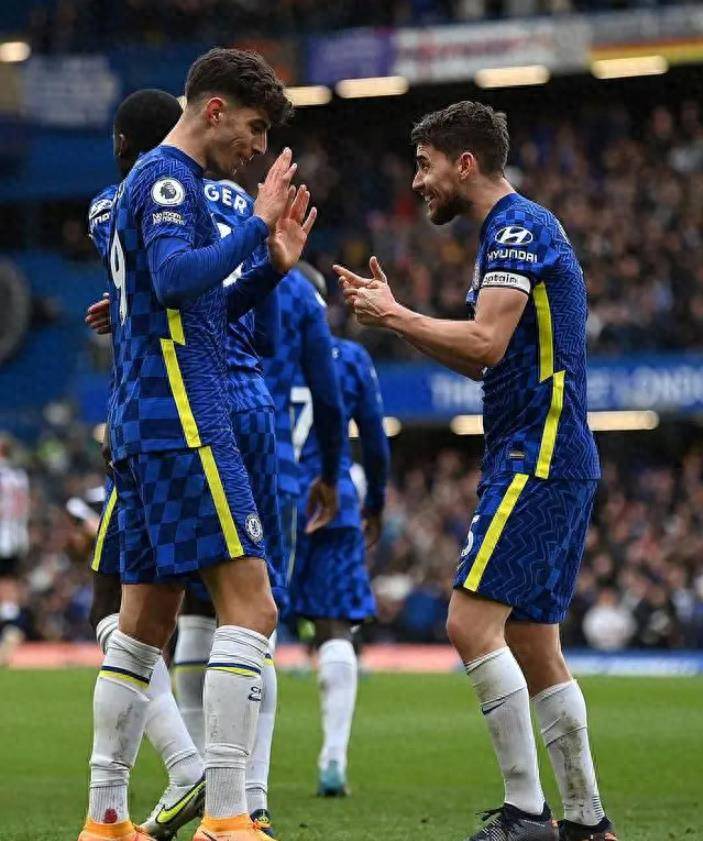 包含集结日布莱顿官宣签约——意甲节点到来，赛场秩序良好，阵容厚度经受考验的词条金年会APP